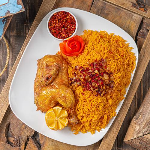 دجاج مقلي مع عيش