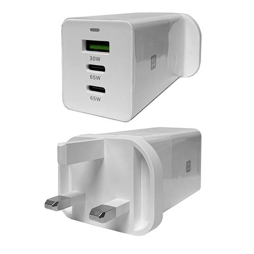 اكستريم ماك شاحن حائط 3منافذ 65واط ابيض موديل رقم.SPC65-03-UK