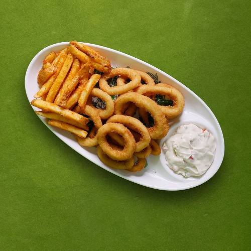 حلقات الكالاماري المقرمشه 8قطع