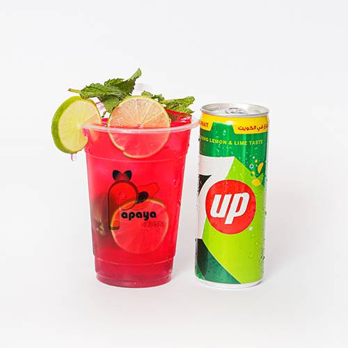 موهيتو مع المغذى وسط