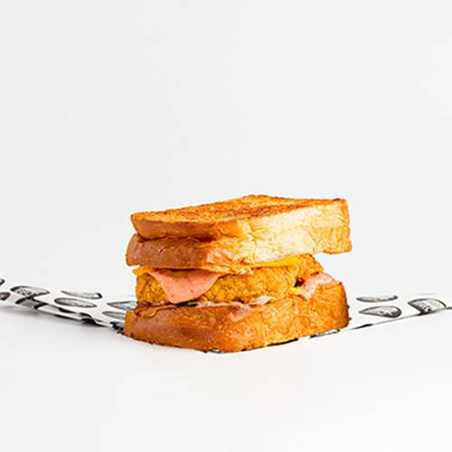 ساندويتش تشيكن توست