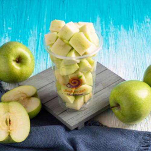 قطع تفاح اخضر