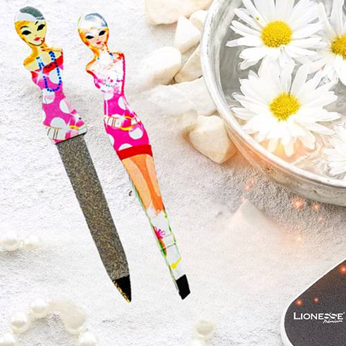 مجموعة اكسسوارات تجميل باللونين الاسود والاصفر