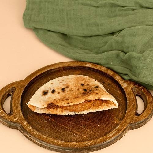 ساندويتش فول بالصلصة