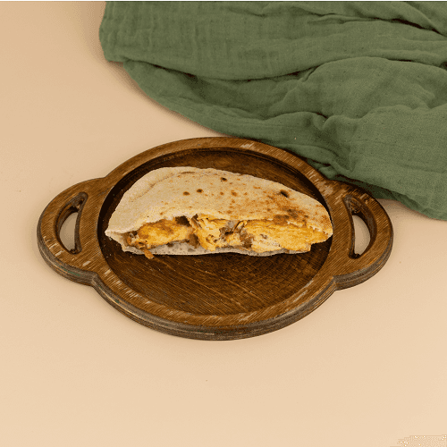 ساندويتش اومليت بالبسطرمة