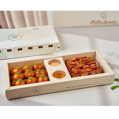 لقيمات جبنة مشكلة وسمبوسة دجاج