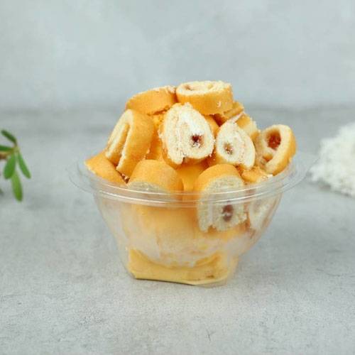 طبق كيك مع ايس كريم