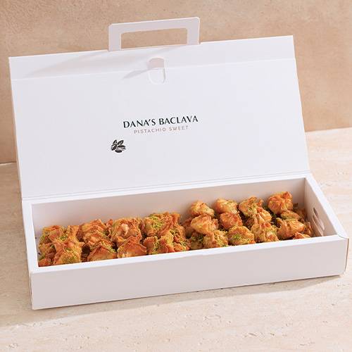 مكس فيتا بقلاوة مع بقلاوة جبن