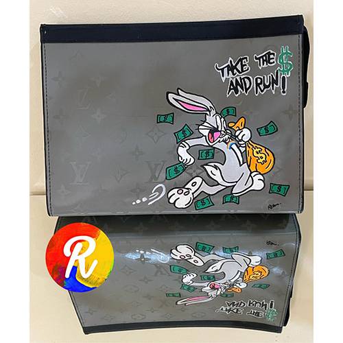 حقيبة LV بطبعة بقرة بنية