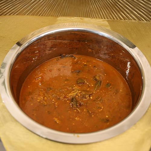 مرق بامية باللحم