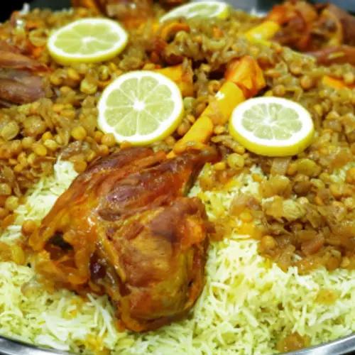 مجبوس لحم موزة