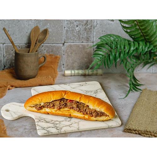 ساندويتش سجق مفروم