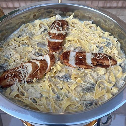 فيتوتشيني دجاج