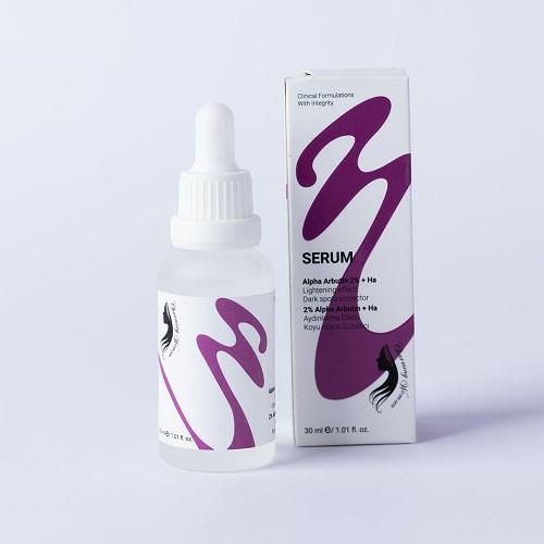 شارمنغ وومن سيروم الالفا اربوتين وحمض الهيالورونيك 3 لترطيب وتفتيح البشرة 30مل