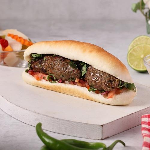 ساندويتش كفتة سيخ